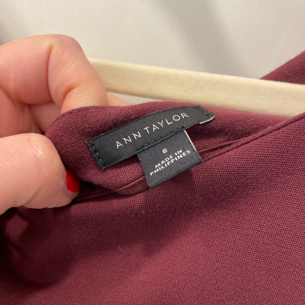 Ann Taylor burgundy dress, size 6 - Picture 4 of 4